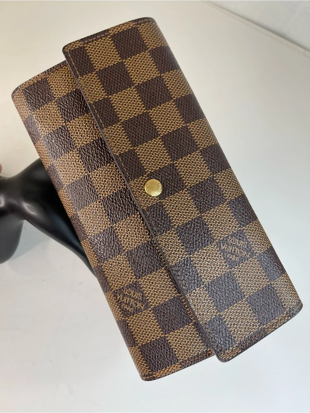 Louis Vuitton Sarah Wallet in Damier Ebene canvas